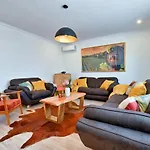 Prázdninový dům 2 Bedroom Cozy In Gornja Ploscica Ruskovac