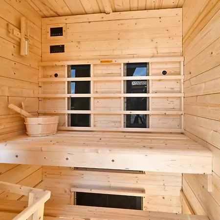 2 Bedroom Cozy In Gornja Ploscica Σπίτι διακοπών Ruskovac
