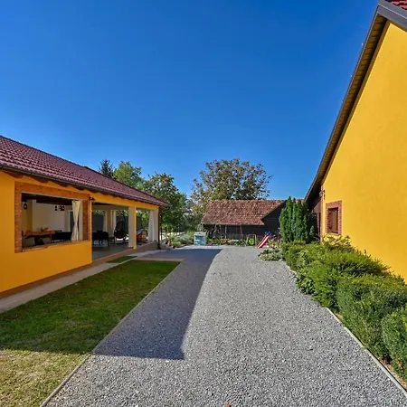 2 Bedroom Cozy In Gornja Ploscica * Ruskovac